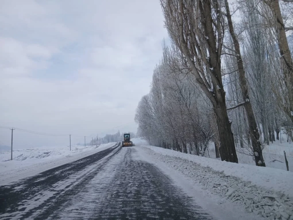 Все перевалы и дороги Кыргызстана открыты для проезда