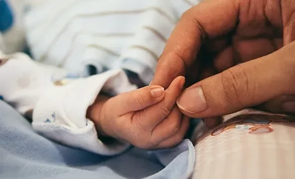 За сутки в КР родились 367 детей. В каком регионе больше всего