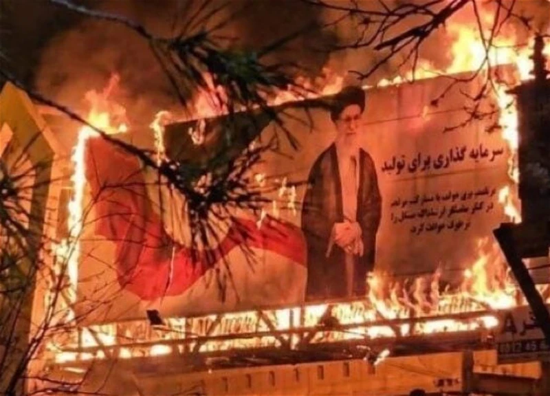 Массовые акции в Иране. Власти страны пригрозили протестующим смертной казнью