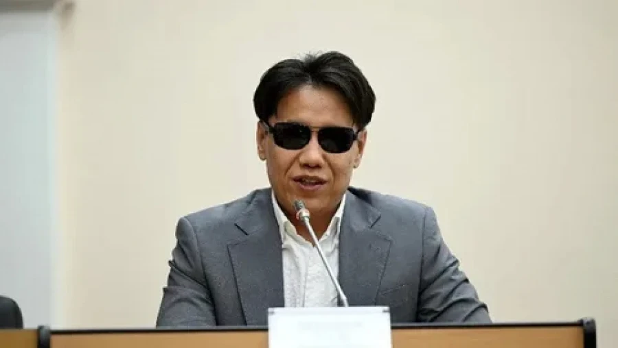 Госорганы продолжают требовать справки, несмотря на цифровой кодекс — Дастан Бекешев