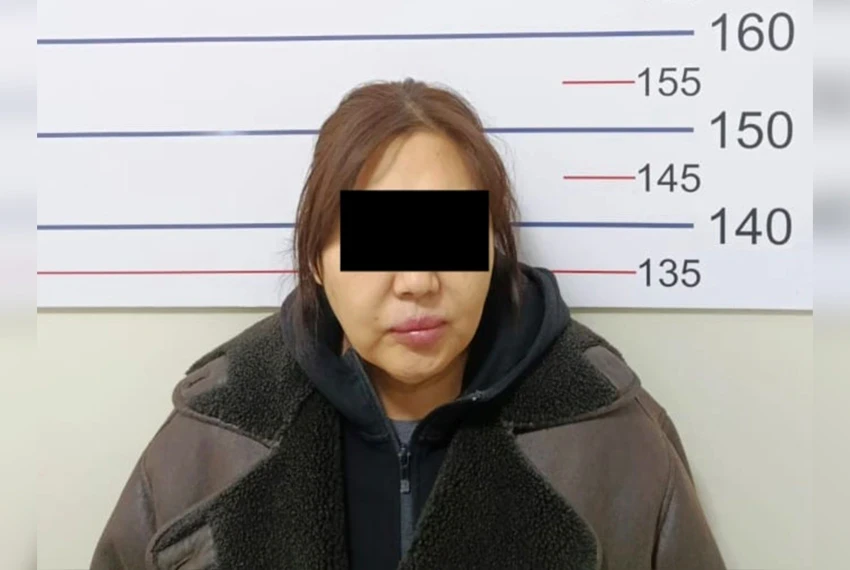 Опасные «лекарства» продавали из квартиры: в Бишкеке задержана подозреваемая