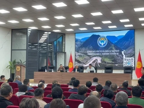 Министр энергетики проверил работу энергообъектов из-за ухудшения погоды