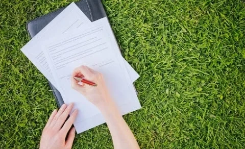 Акыйкатчы помогла двум сиротам из Нарына получить наследство