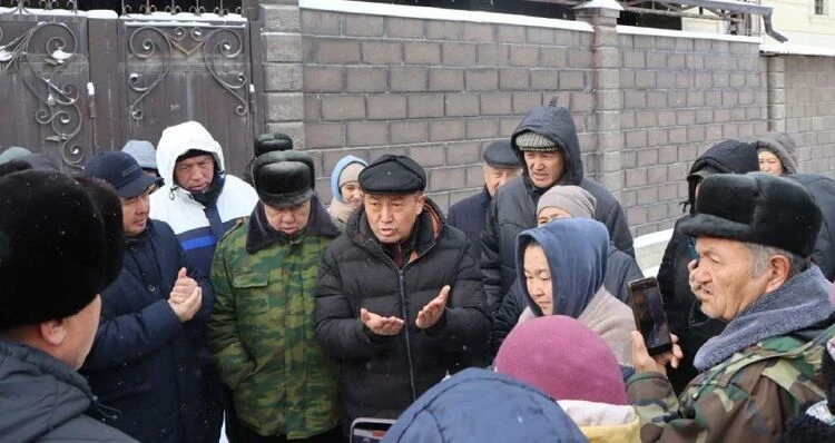 В зоне строительства объездной дороги Бишкека выявлены незаконные постройки