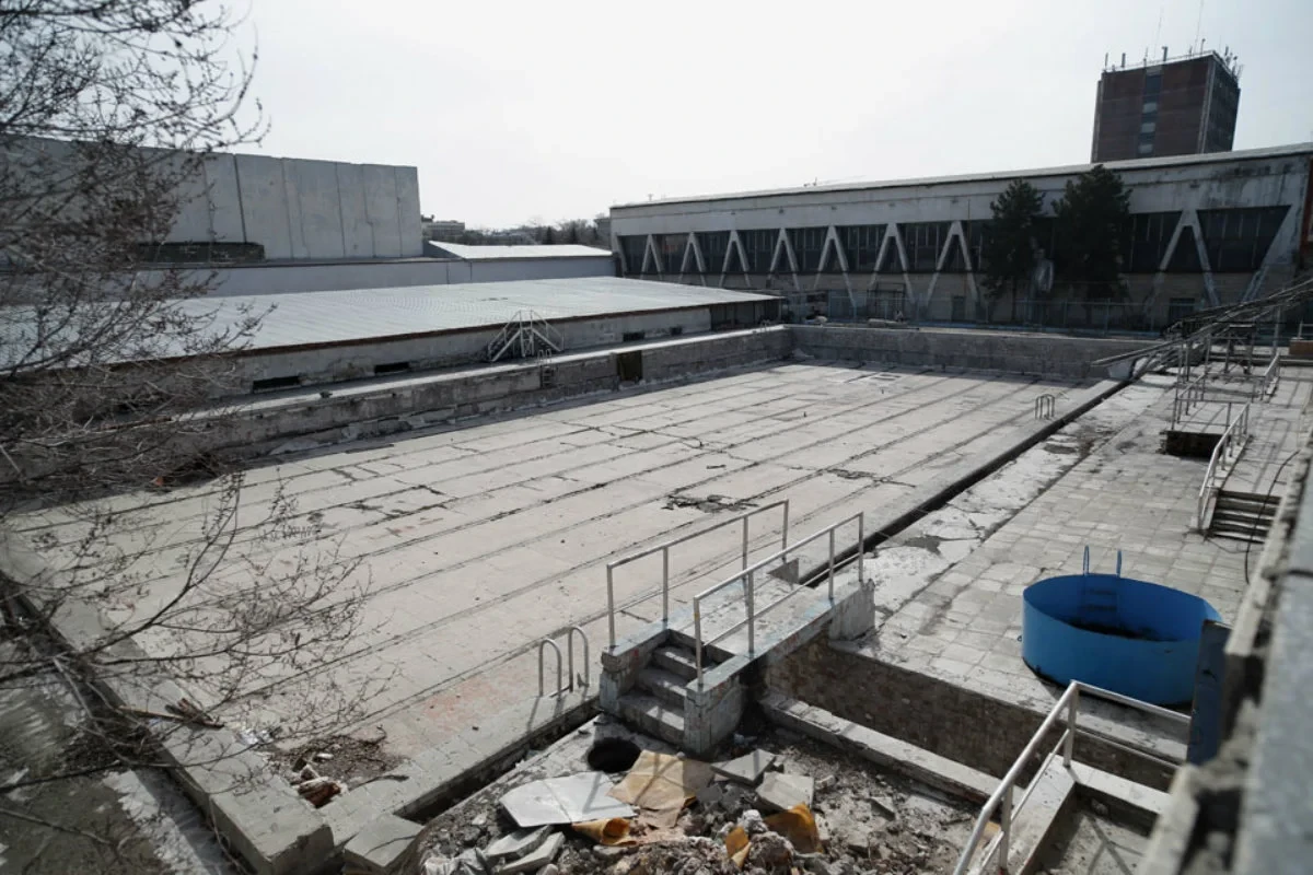 Дворец спорта в Бишкеке обновят по поручению президента