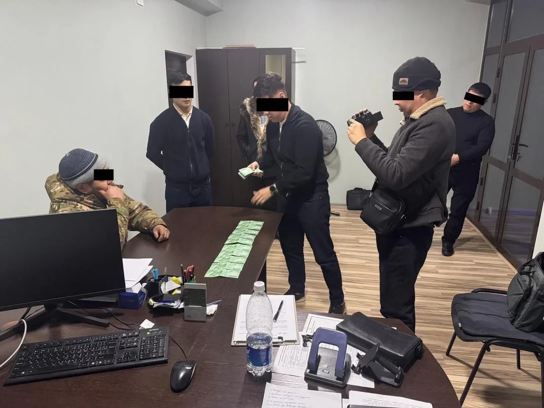 ГКНБ выявил коррупционную схему при незаконном распределении земель в Таласской области