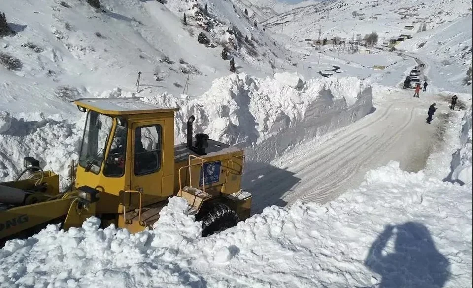 Штормовое предупреждение! На горных дорогах Кыргызстана ожидается сход лавин