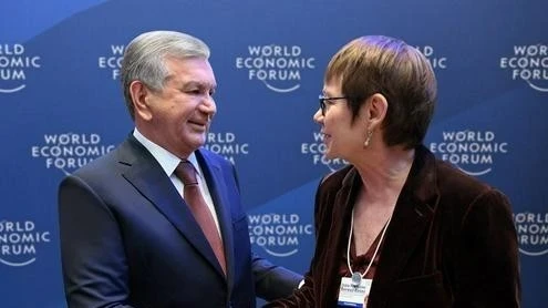 В Давосе Мирзиёев провел переговоры с лидерами некоторых стран и крупными инвесторами