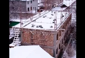 В Бишкеке выявили самовольное строительство многоэтажного дома