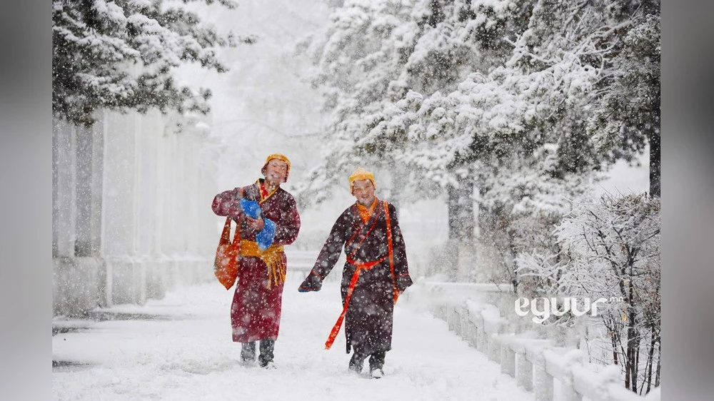 Сегодня в Улан-Баторе небольшой снег