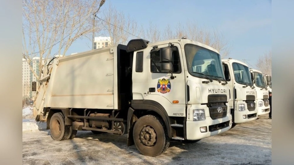 The utilities sector has updated its fleet by adding 167 compact garbage trucks.