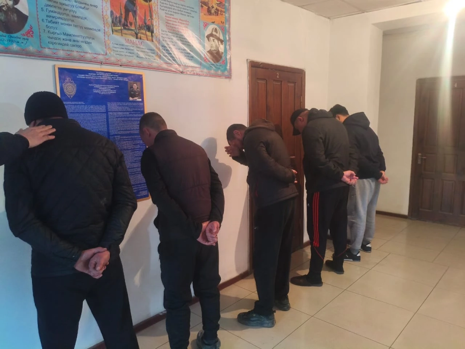 В Ыссык-Атинском районе милиция выясняет обстоятельства драки между сельчанами