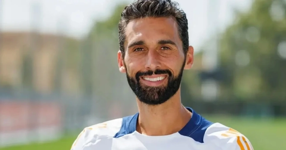 "Real Madrid" appointed Álvaro Arbeloa as the head coach of the first team