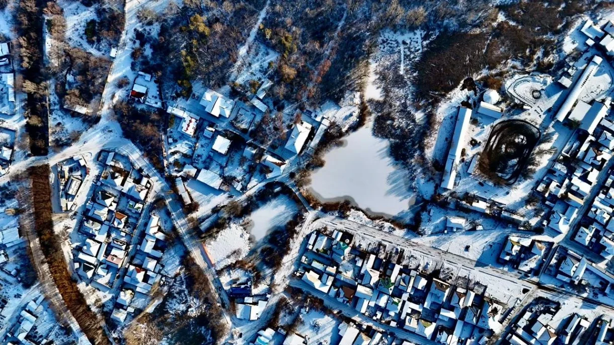 Мамлекетке Кыргызстандын Илимий академиясынын мыйзамсыз жеке менчикке алынган жер тилкеси кайтарылды