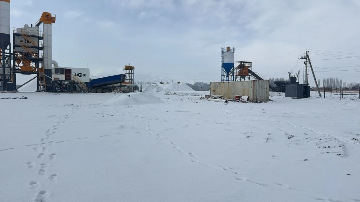 В Таласе выявили незаконное строительство асфальтобетонного завода