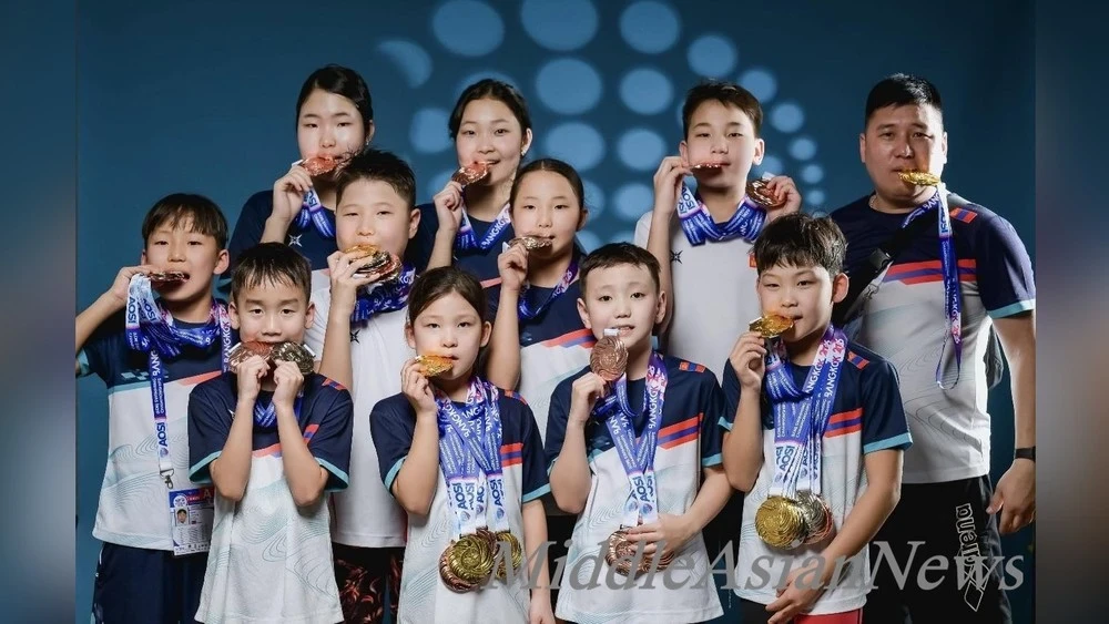 Юниоры-пловцы из Монголии завоевали 71 медаль на Asian Open Schools Invitational Championships Bangkok