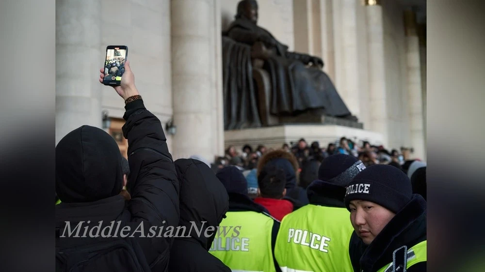 Кризис в Монголии — это возможность для трансформации её системы