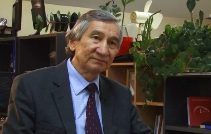 Бекболота Талгарбекова увезли на допрос в МВД