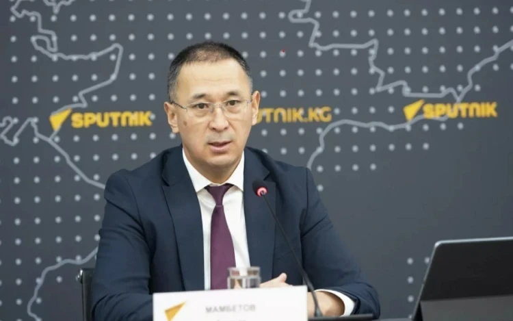 В Бишкеке пожарные машины не могут пробиться сквозь хаос парковок