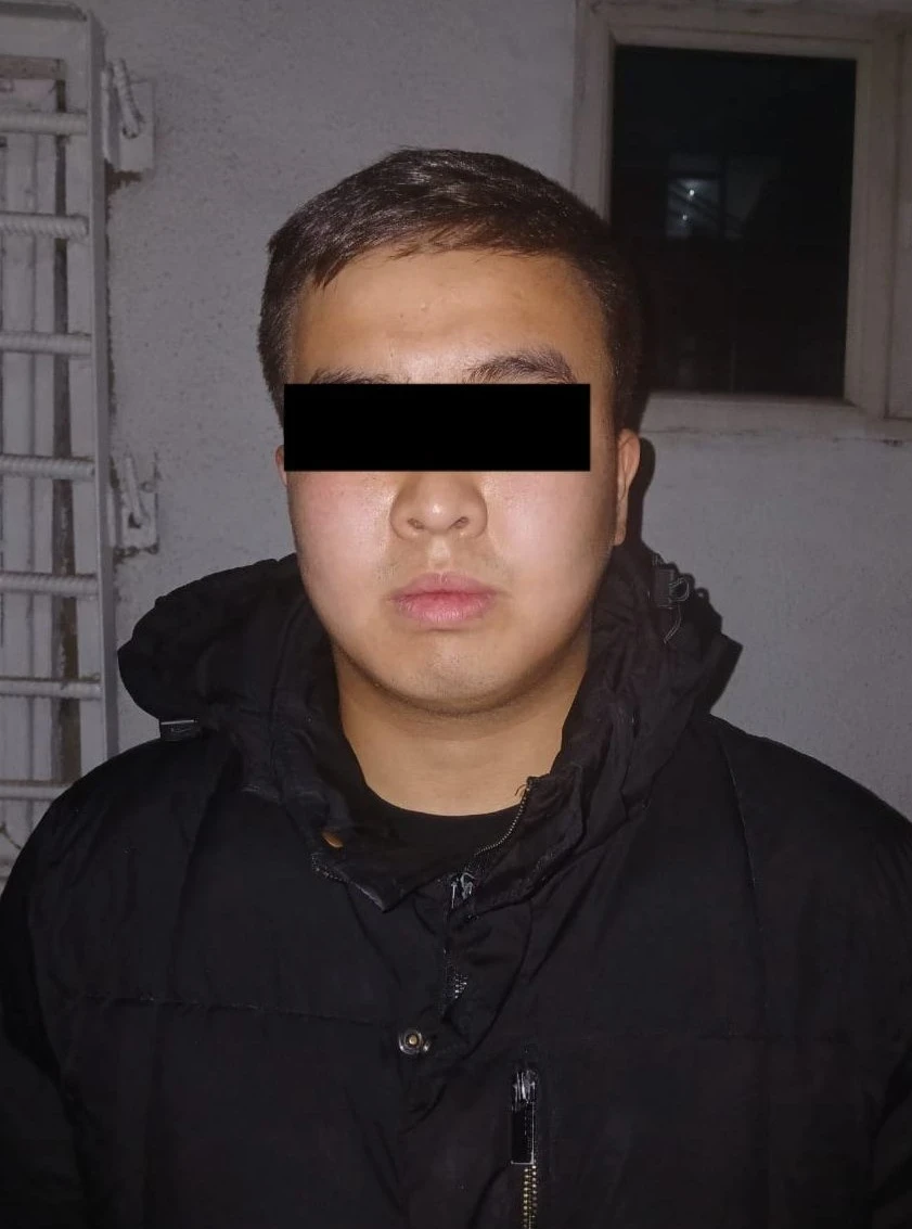 В Новопокровке задержан юный дилер с брикетами психотропных веществ