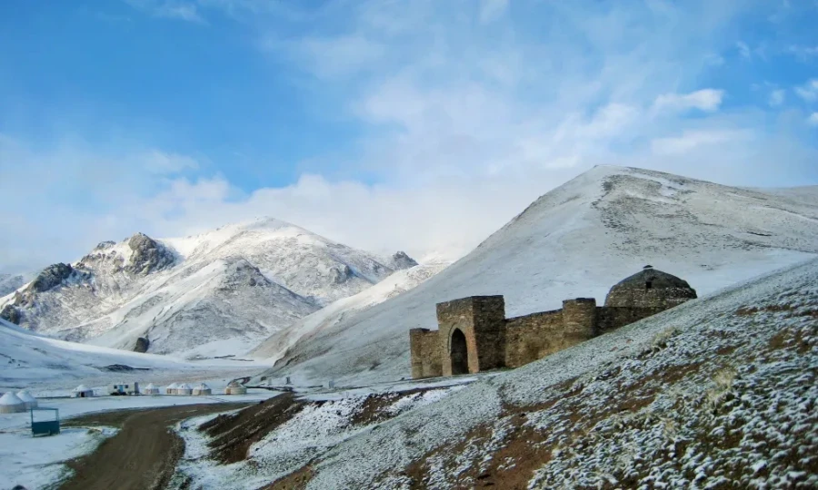 Иностранные туристы отправившиеся в Нарынскую область  застраховались в ГСО