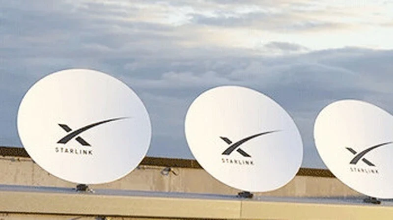 США тайно ввезли в Иран тысячи терминалов Starlink