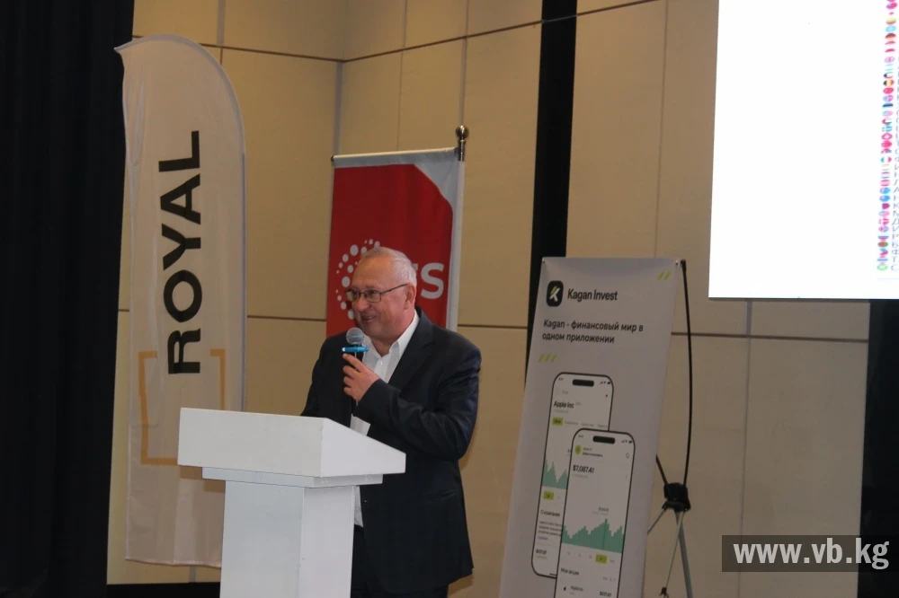 Павел Пахомов: Нарык хайптан туруктуу секторлорго өтүүдө