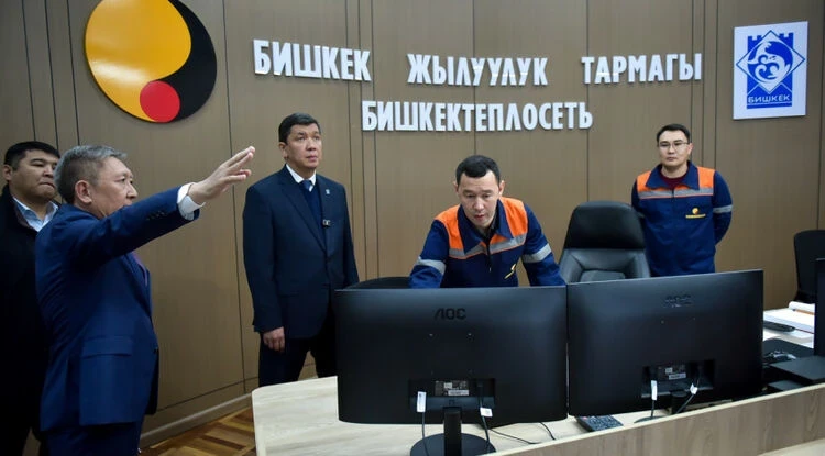 За отопительный сезон на теплосетях Бишкека произошло 63 аварии