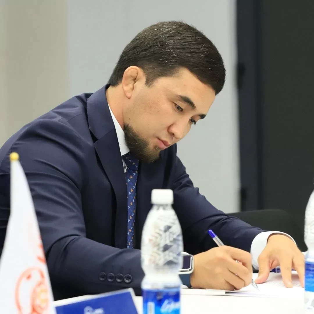 Директор Республиканского спортколледжа заключен под стражу до 15 апреля