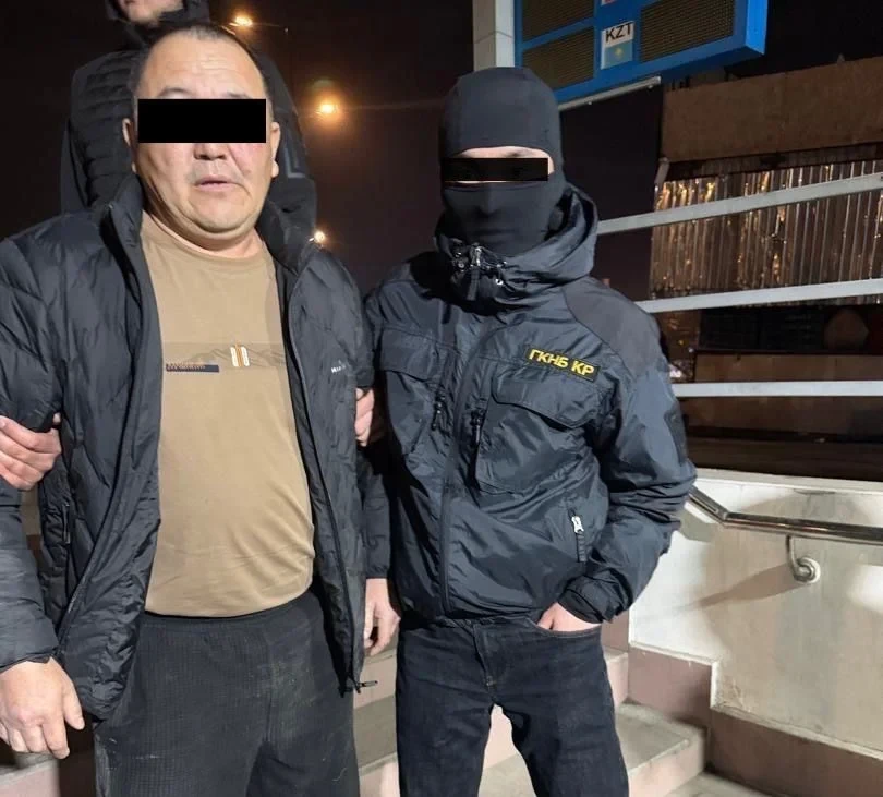 ГКНБ задержан гражданин, выдававший себя за сотрудника МВД и вымогавший деньги