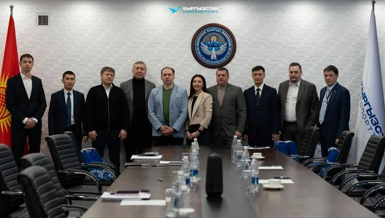 В Бишкеке обсудили внедрение стандартов качества питания в самолетах