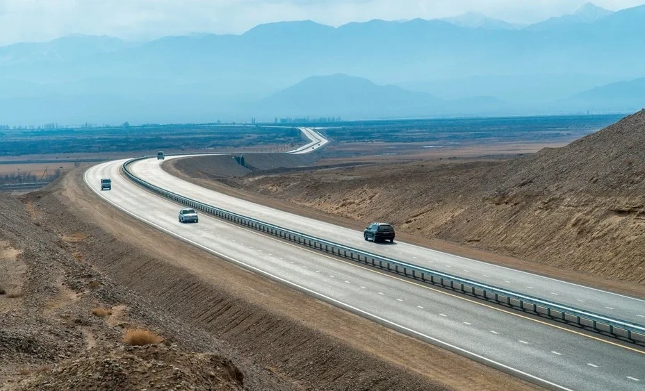 Талантбек Солтобаев проверил строительство стратегических дорог в Иссык-Кульской области