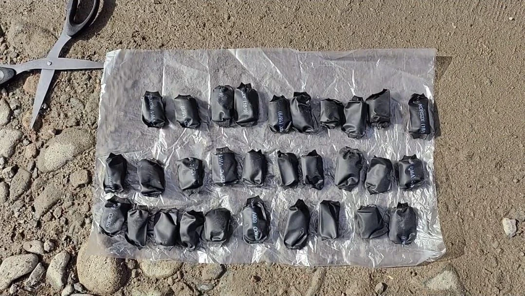 В Бишкеке задержан «закладчик»: изъято 40 свертков психотропов