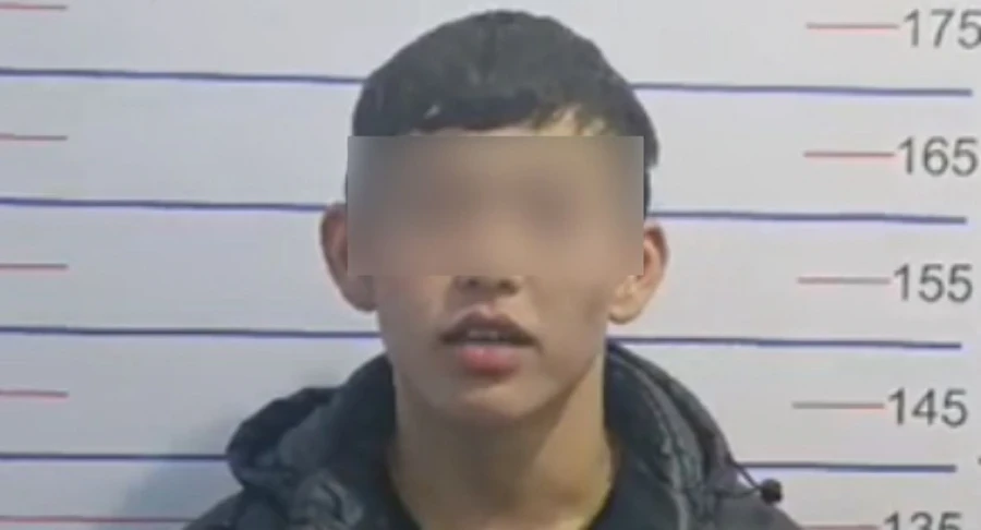 Бишкекчанка отдала "сотрудникам органов" 850 тысяч сомов