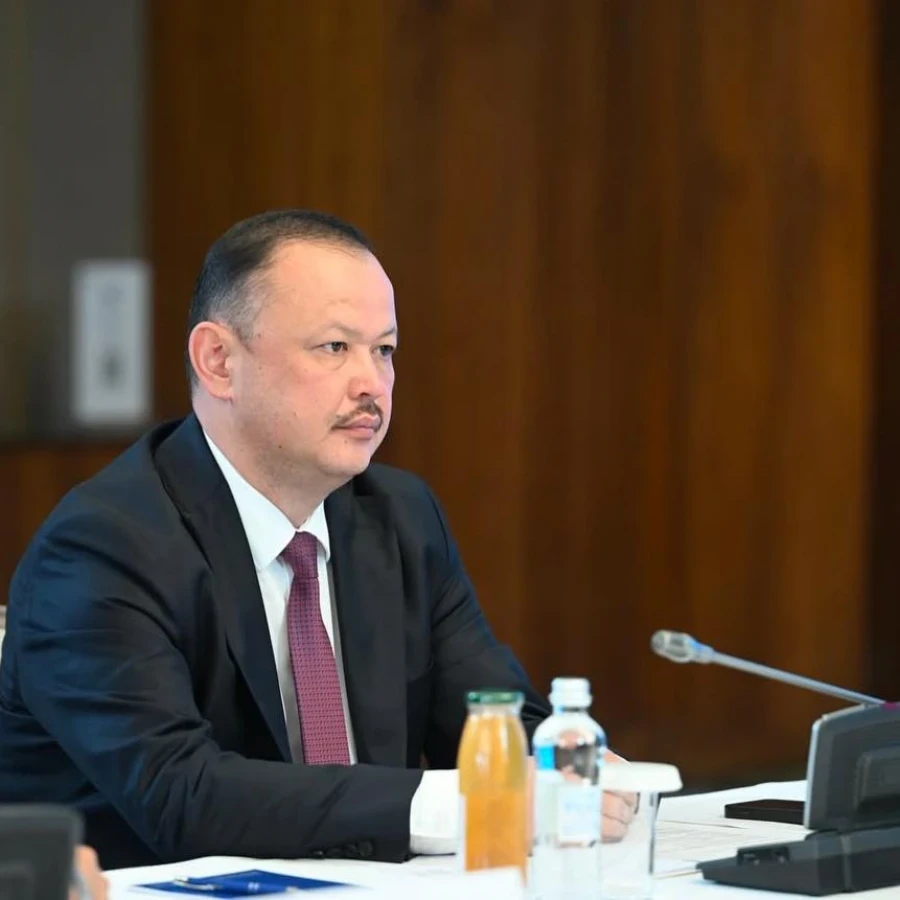 Депутат Улан Примов Ысык-Көл көлүн сактоо боюнча өзүнчө ведомство түзүүнү сунуштады