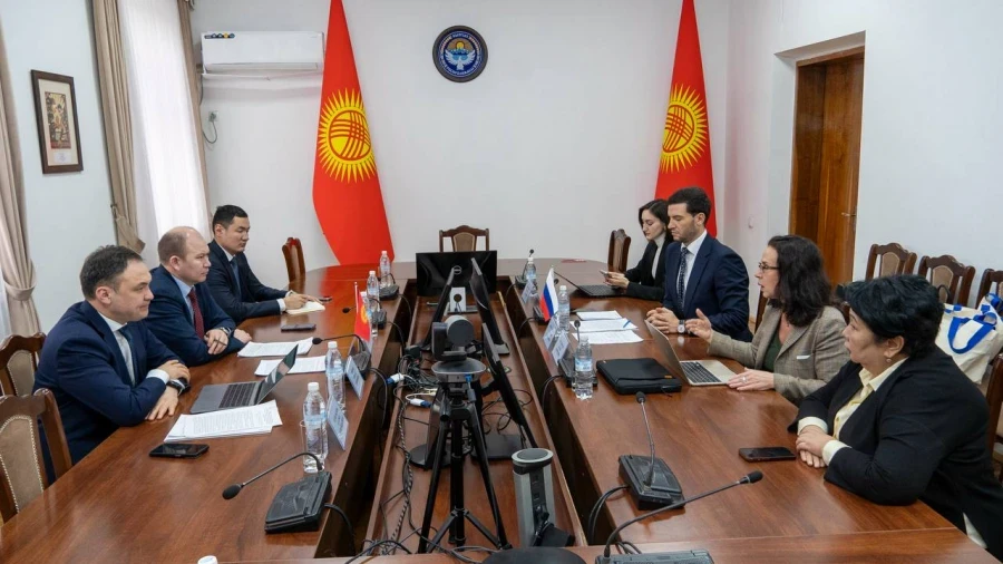 В Минздраве обсудили вопрос создания Центра ядерной медицины