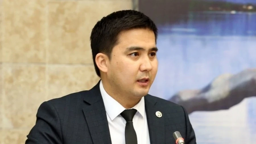 КРнын Юстиция министринин орун басары Сыдыков кызматынан алынган