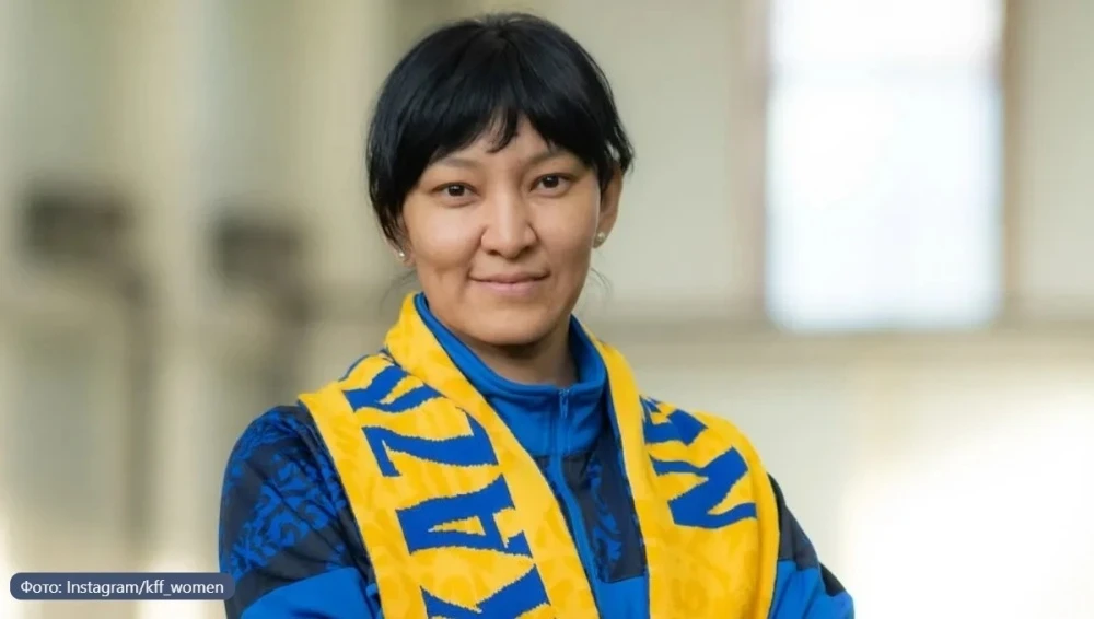 Бегайым Кыргызбаева Казакстандын аялдар футбол командасын башкарып жатат