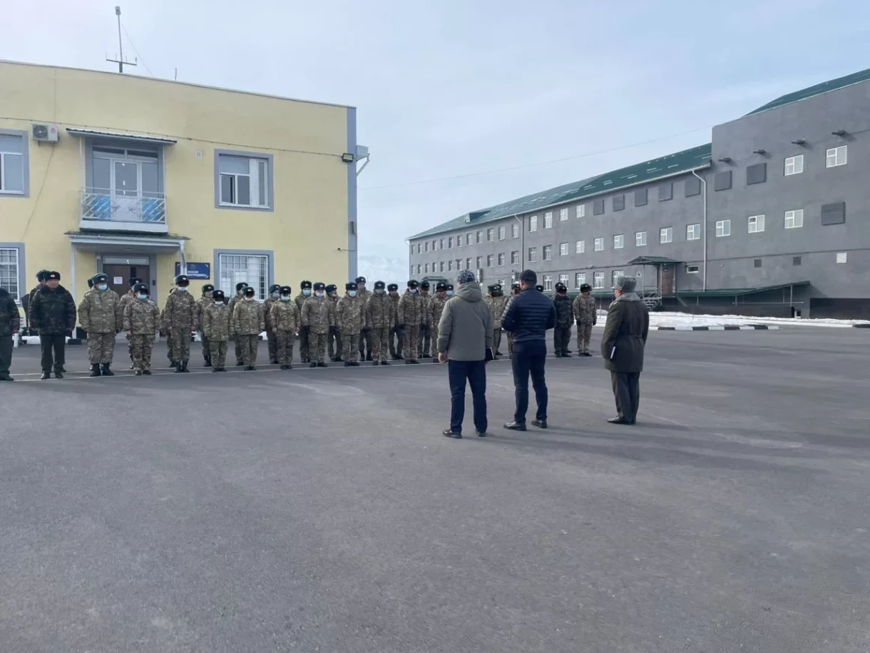 За мошенничество задержаны сотрудники ГСИН и УВД Первомайского района Бишкека