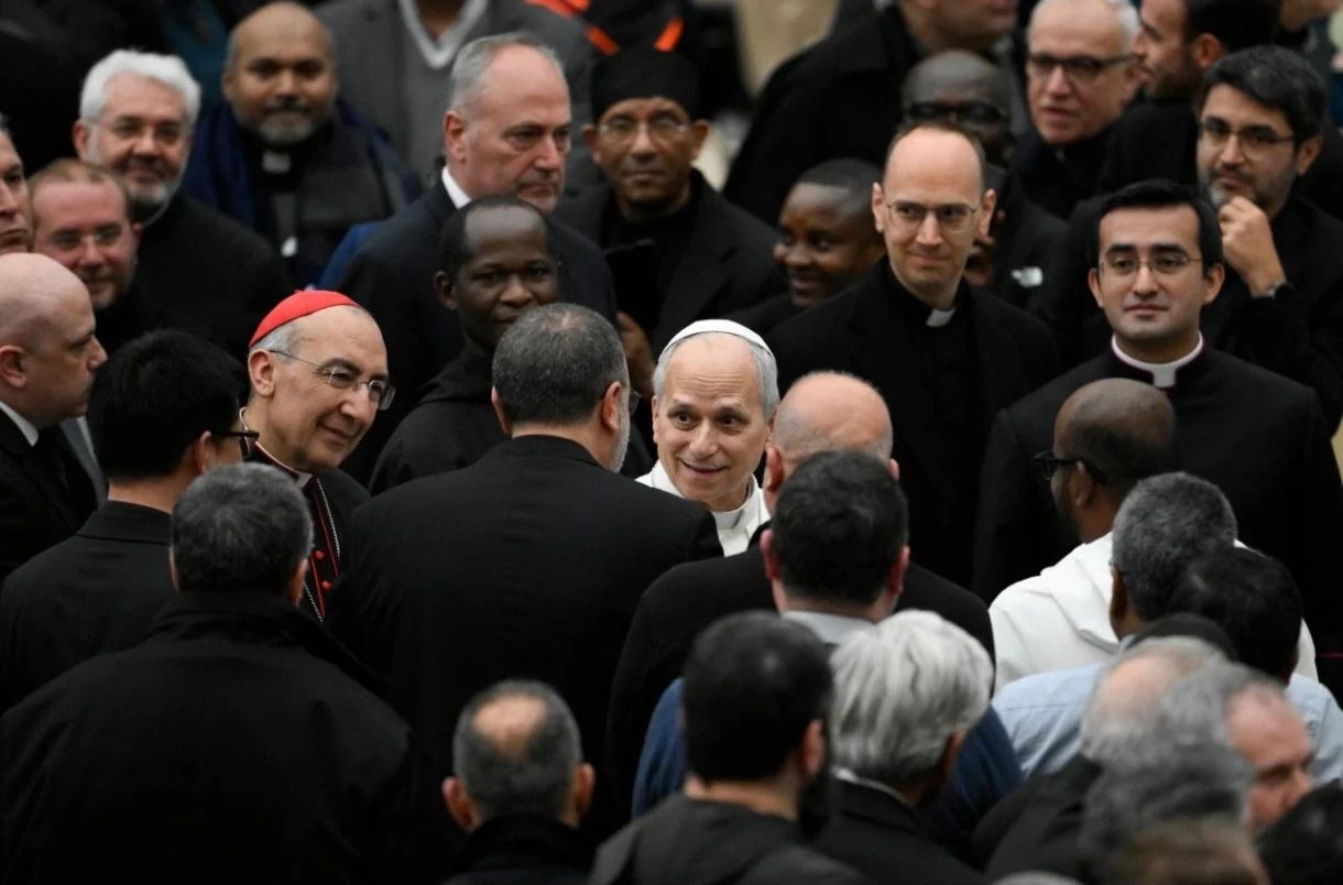 Папа Римский просит священников перестать писать проповеди с помощью ChatGPT