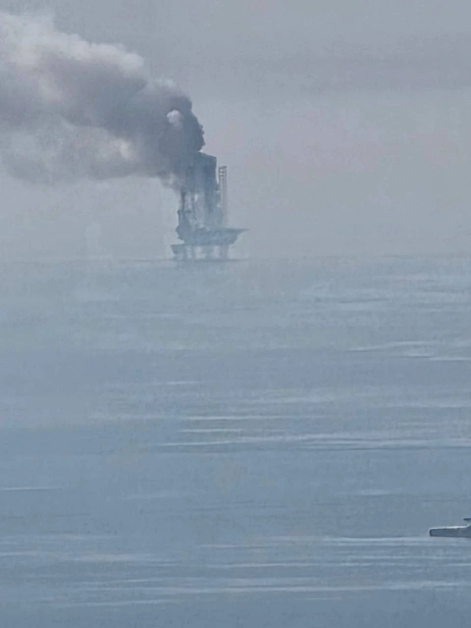 Иранга болгон чабуул. Бул саатта негизгиси бир сапта