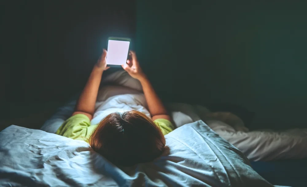 The doctor explained how TV shows and social media at night affect sleep