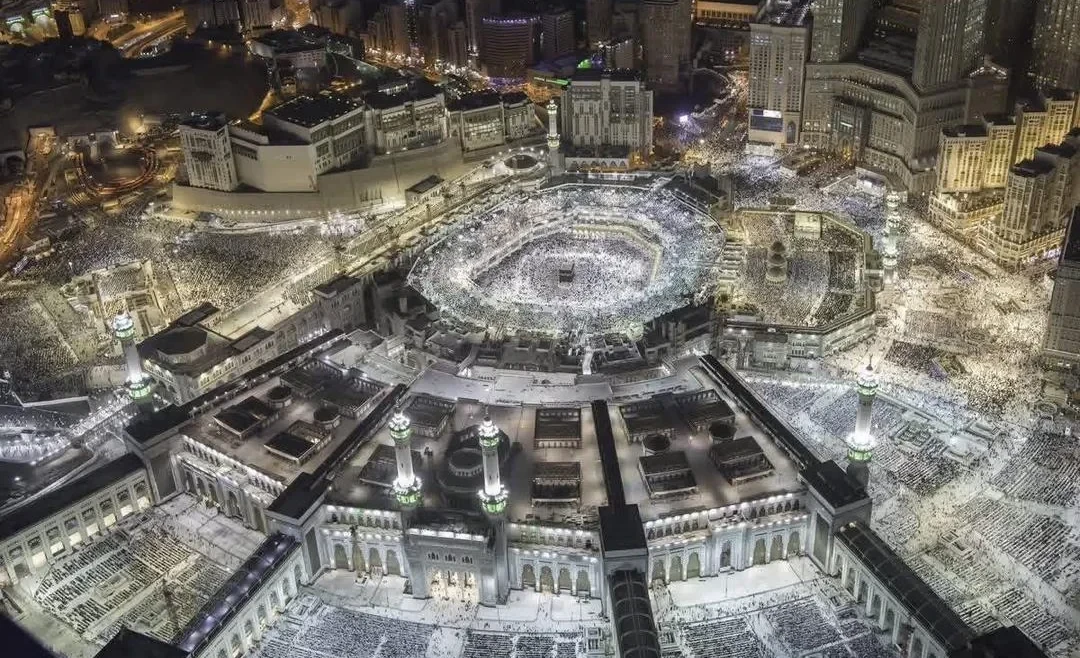 Сауд Аравиясында 5 миңден ашык кыргызстандык умра үчүн келген — консул