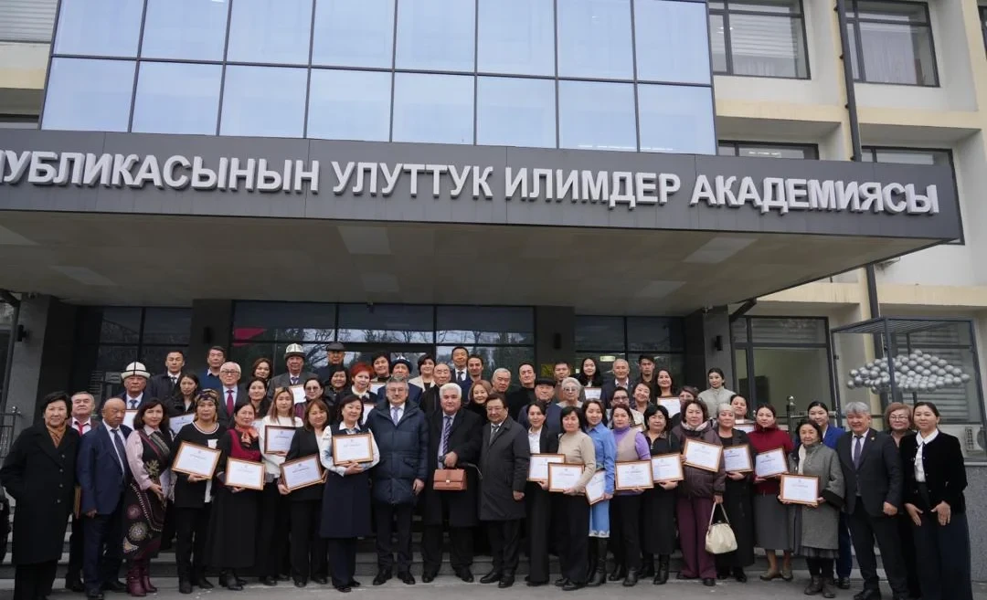 Researchers underwent training on the Doctrine "National Spirit - Global Heights"