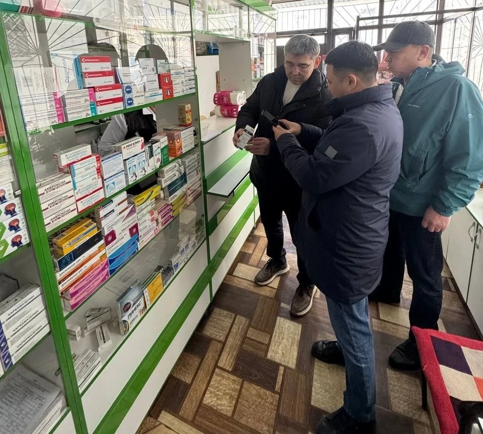 В Джалал-Абаде ЭБДда көрсөтүлбөгөн дары-дармек табылды