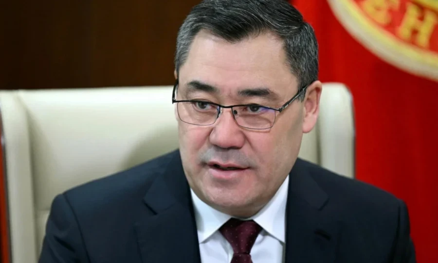 Садыр Жапаров: 300 кыргызстанцев эвакуируют чартерными рейсами через Оман