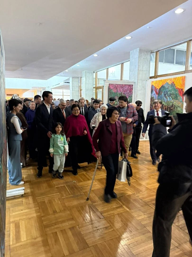 Там, где остаются «Следы памяти»: главная художественная премьера весны