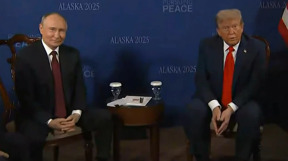 Путин и Трамп обсудили по телефону ситуацию с Ираном и переговоры по Украине