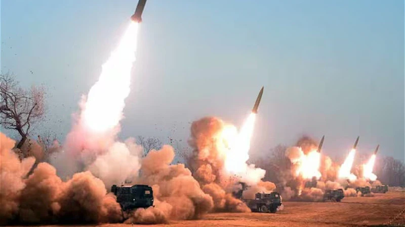 Северная Корея 14 марта запустила около десяти баллистических ракет в направлении Японского моря