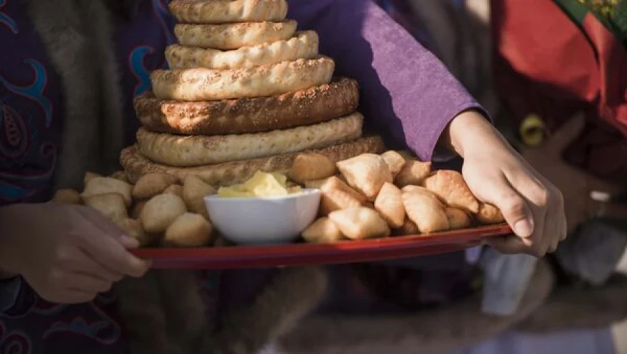 Vesti.kg поздравляет читателей с Ноорузом!